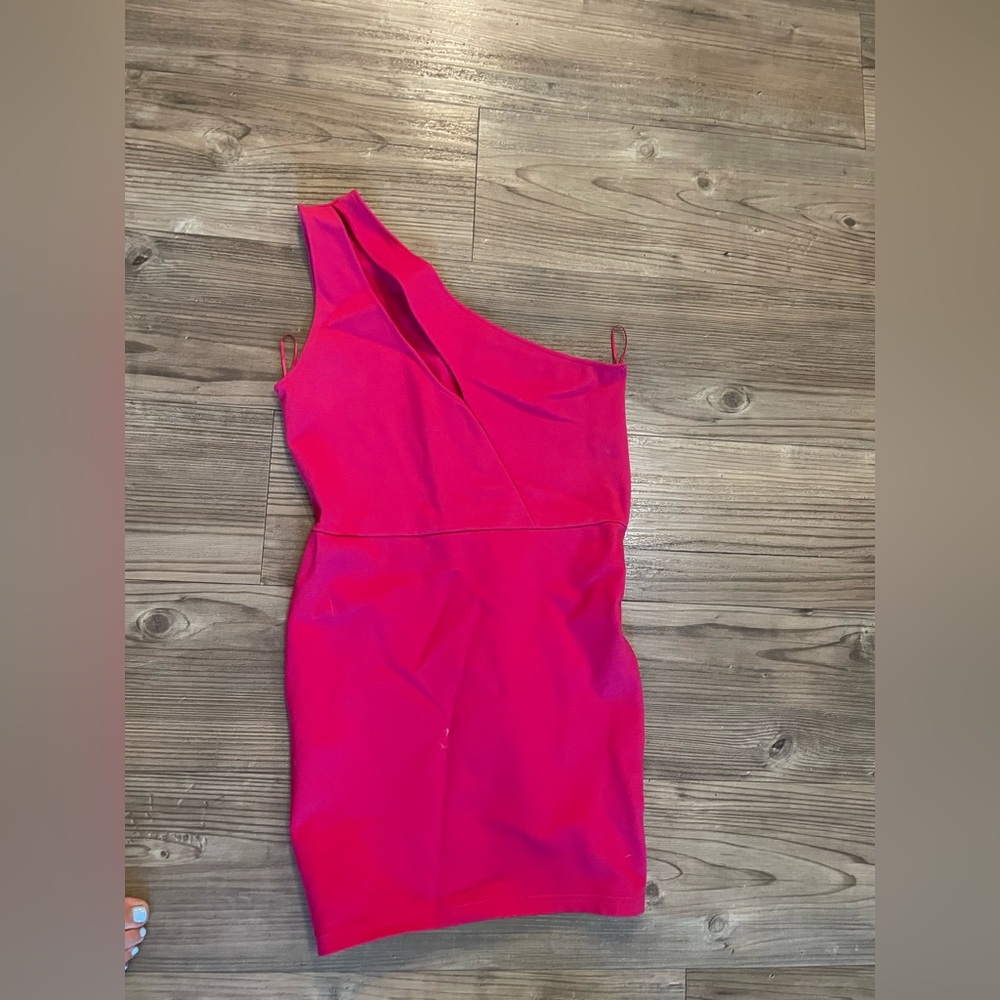 Superdown Vibrant Pink One-Shoulder Dress
